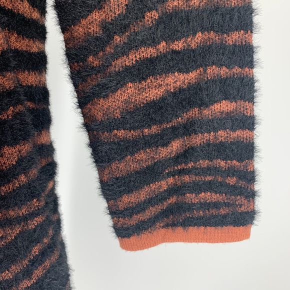 J.O.A. animal print long sleeve wrap sweater dress small - Picture 3 of 9